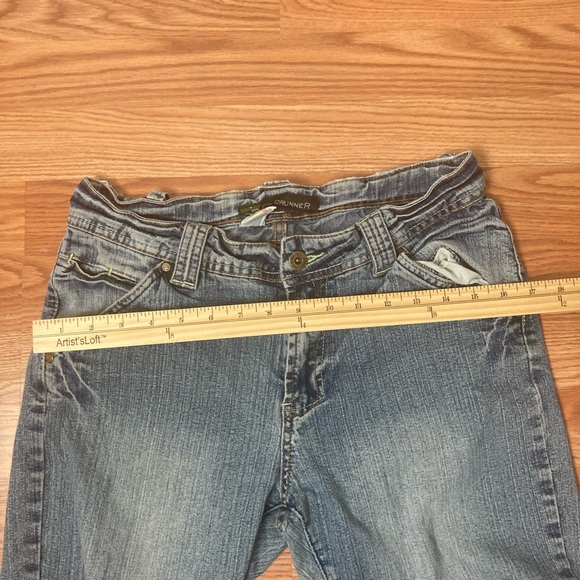 Roadrunner Jeans - Picture 7 of 8